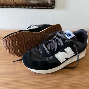 Kids New Balance- great condition